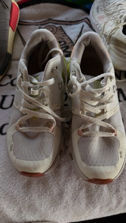 On Running Cloud Sneakers