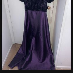 Women Gown Size 8