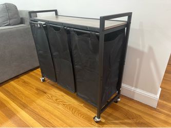 HOOBRO 3-Section Laundry Hamper with Wheels – Like New
