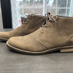 Suede boots 