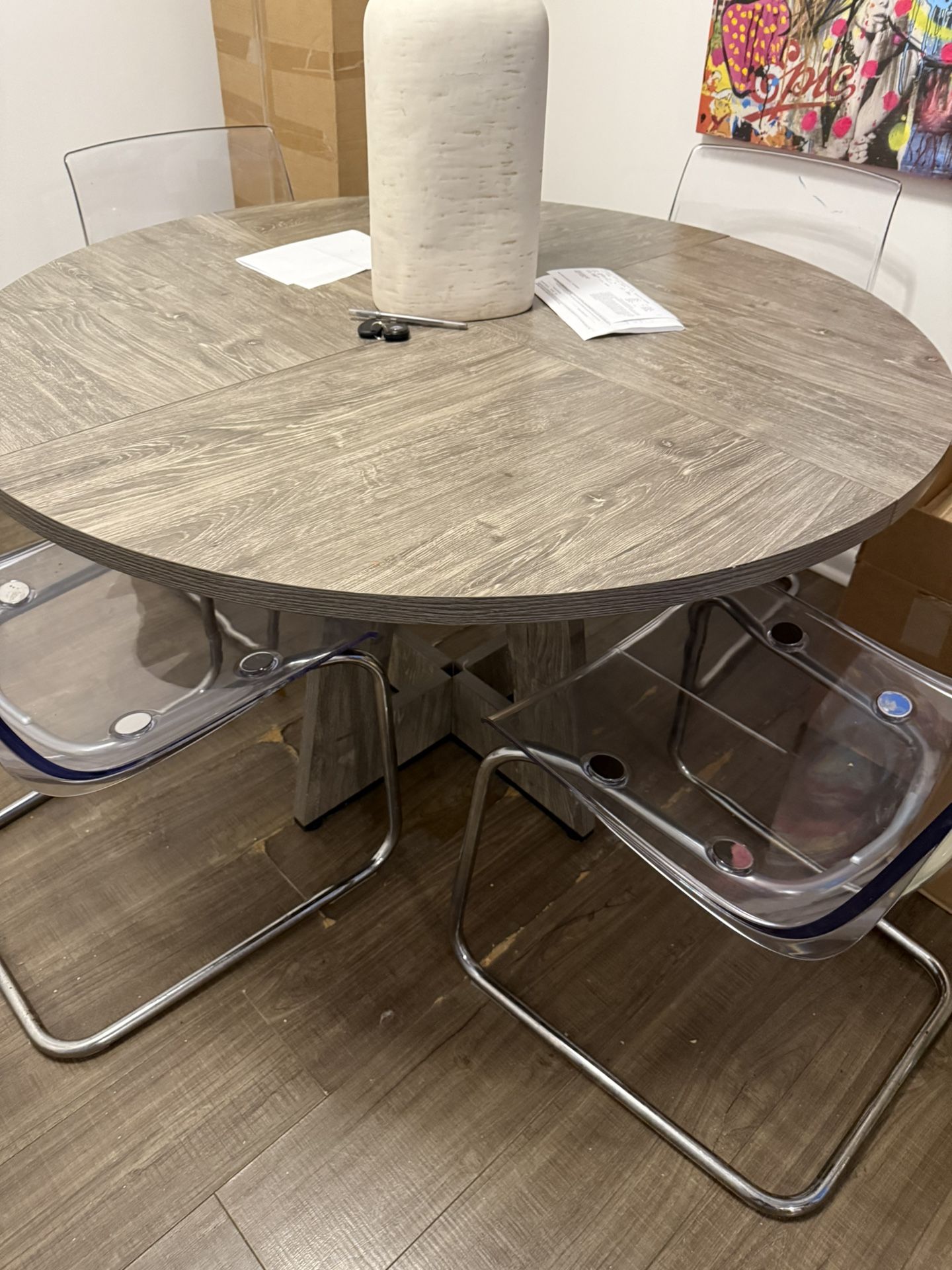 Dining Table And Cabin Buffet 