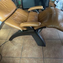 Perfect Chair® PC-610 Omni-Motion Classic