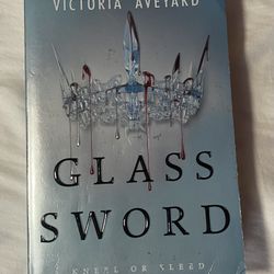 Glass Sword By Victoria Aveyard 