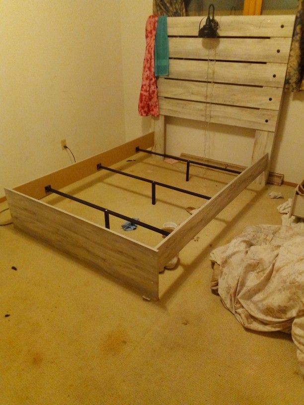 Wooden Bed Frame 