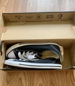 Women's Converse All Stars sz 5