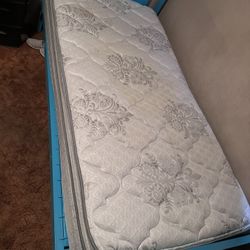 Twin Bed Frame And Mattress 