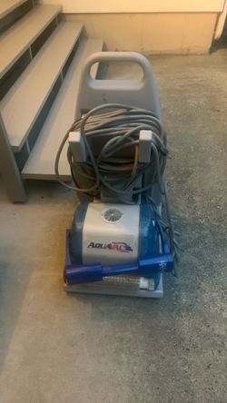 AquaVac Robotic Pool Cleaner with Caddy