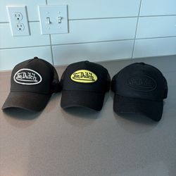 VON Dutch Set of 3 Trucker caps  Brand new