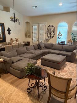 Sectional couch