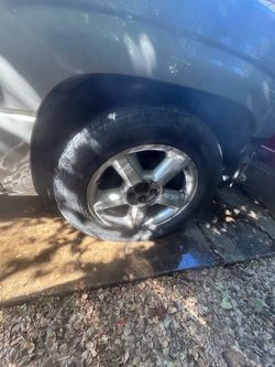 Stock Silverado Tahoe rims 20s used