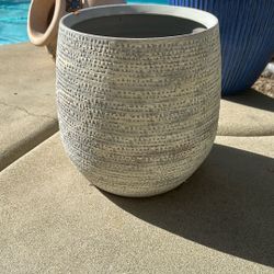 Outdoor Pot/Plant Vase