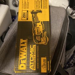 Dewal Multi Tool 20v 