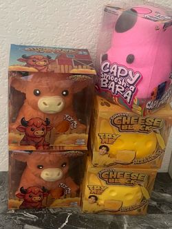 Highland cow, Capybara & cheese squishy