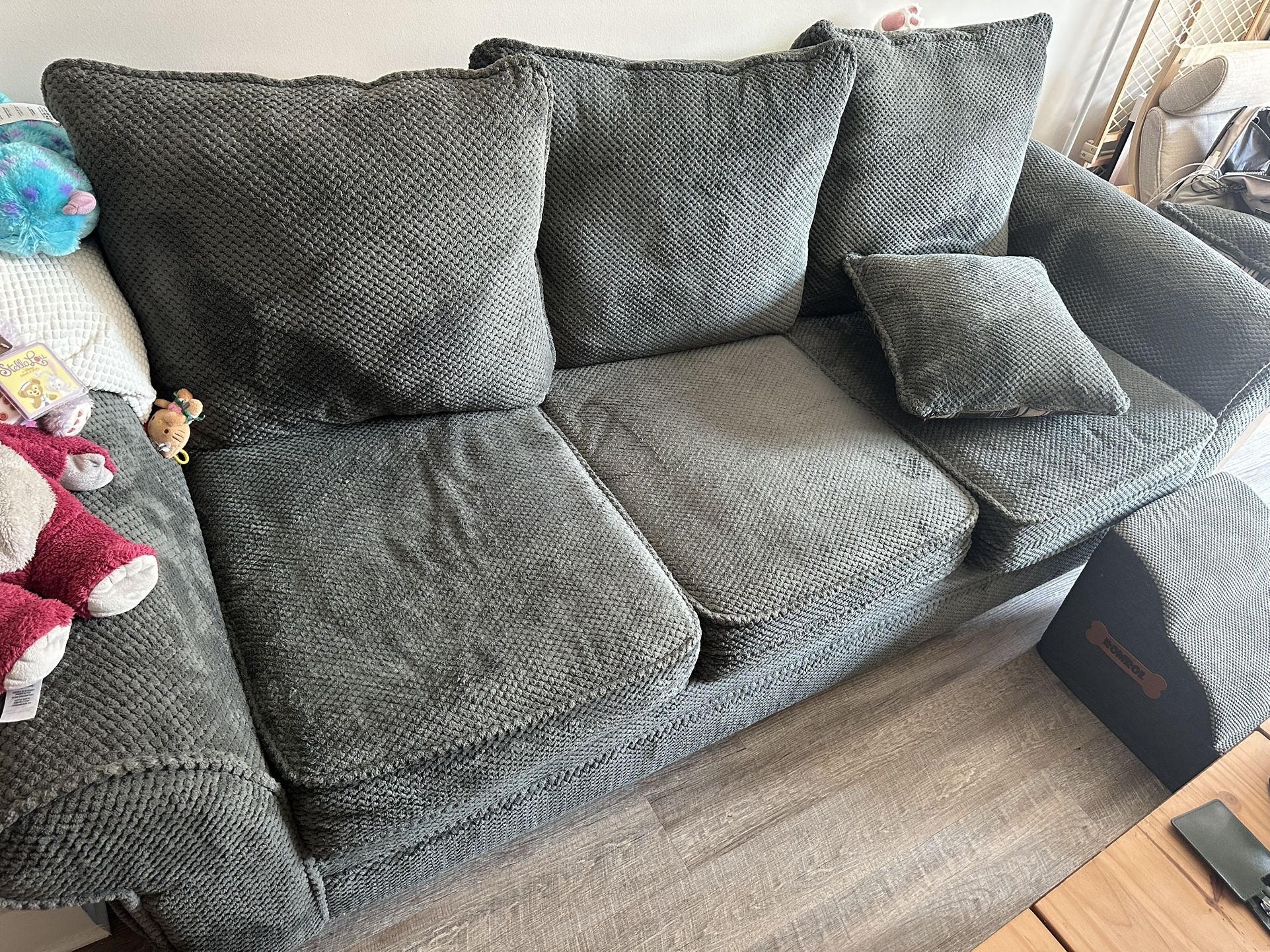 Comfy 3-Seater Sofa โ Great Condition!
