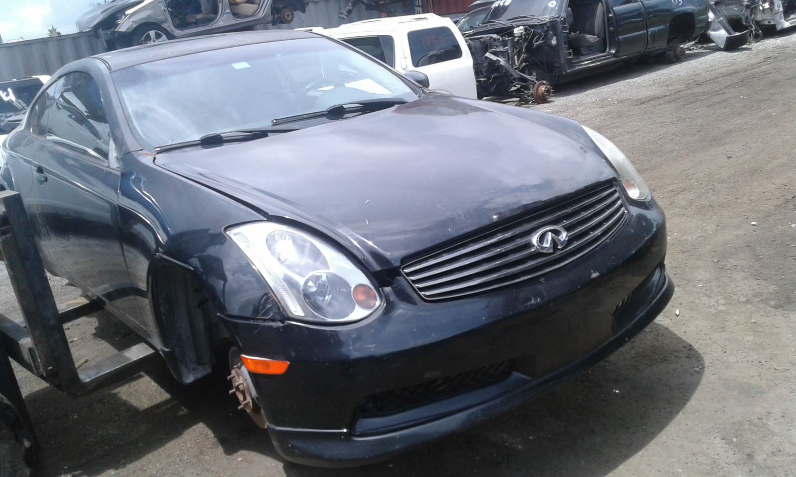 Infiniti G35 for parts out