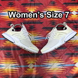 Nike Air Presto 846440-997 White Running Shoes Sneakers Women’s Size 7 FLAWS