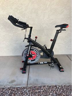 Schwinn IC3 indoor cycling bike