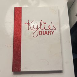 Kylie’s Diary Makeup Palette