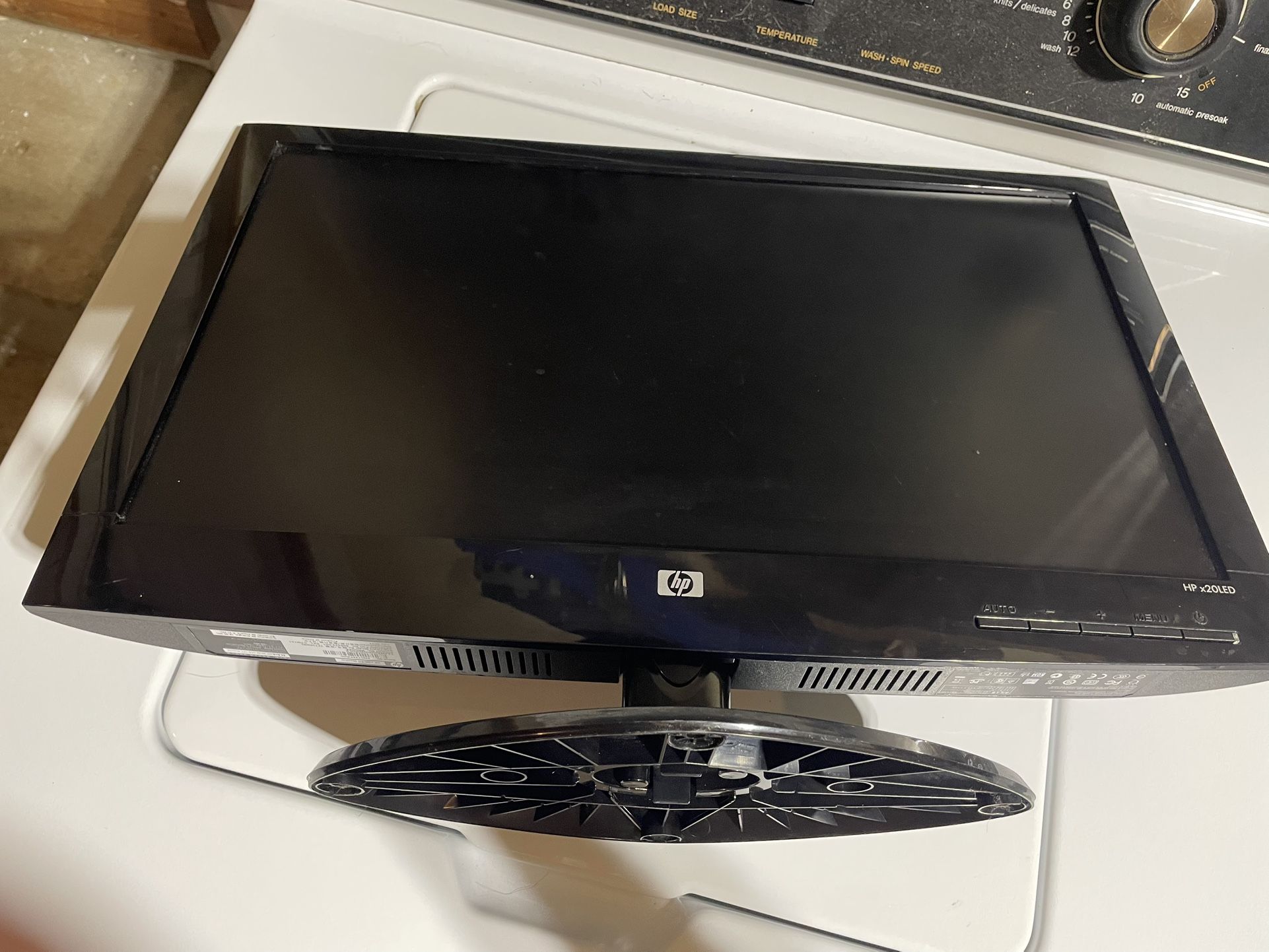 HP x20LED 20-inch LED Backlit LCD Monitor