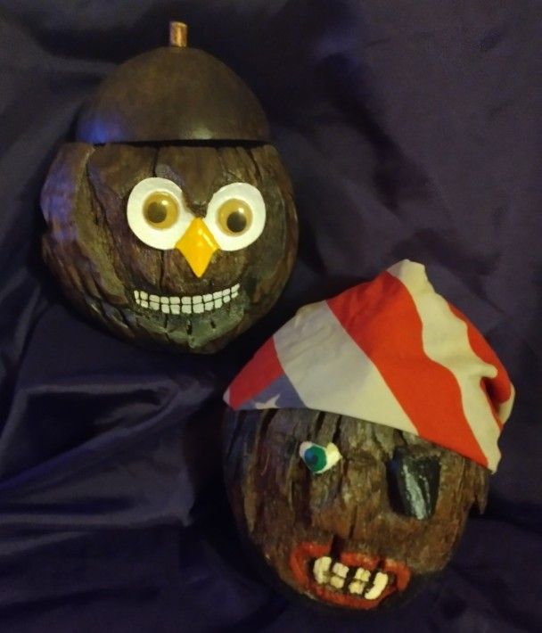 ' Vintage Folk -Art : 2 Hand Carved Coconut Guys" *Unique