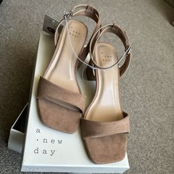 A New Day Beige Heels 5.5