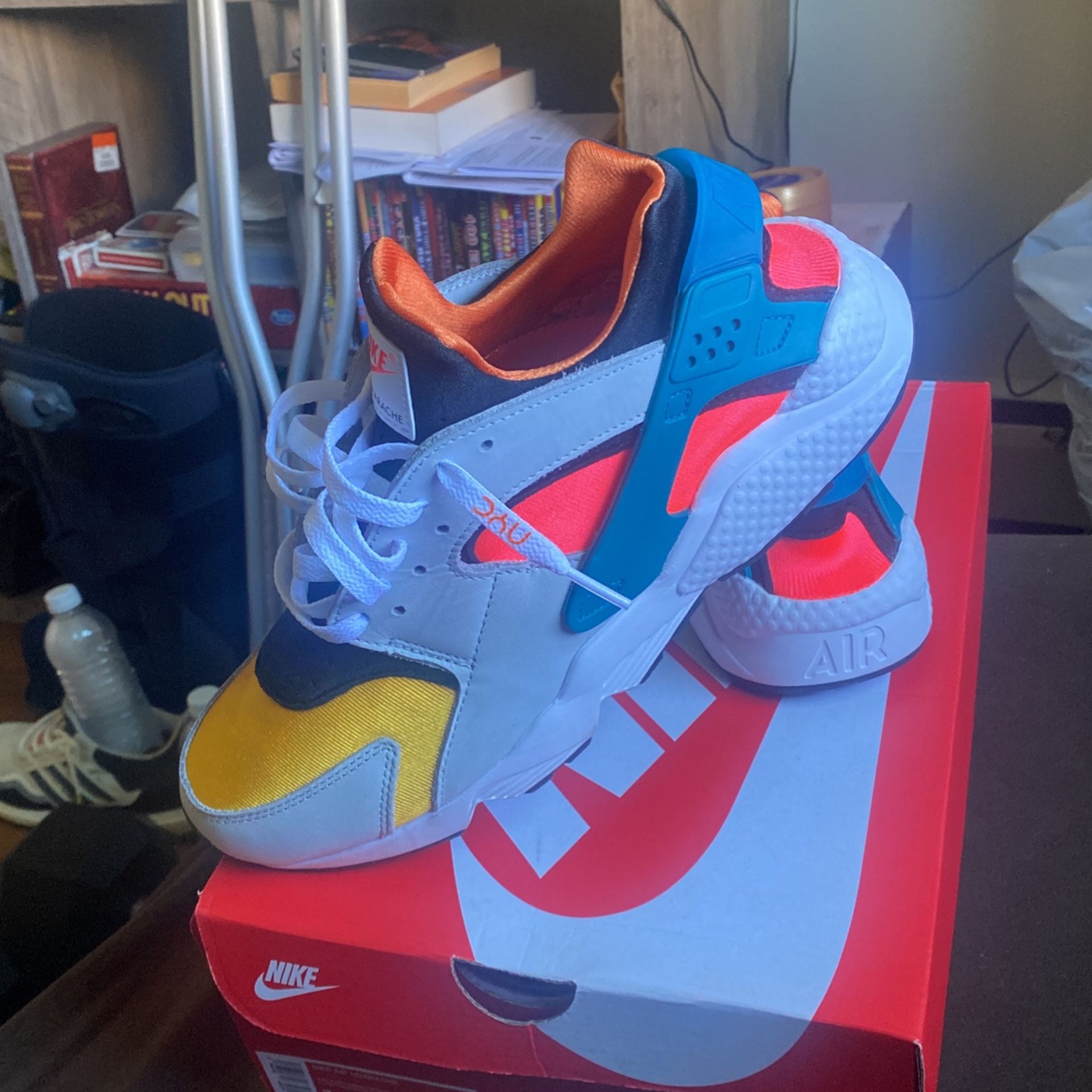 Nike Air Huarache  Size10.5