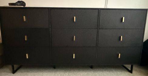 Black Dresser