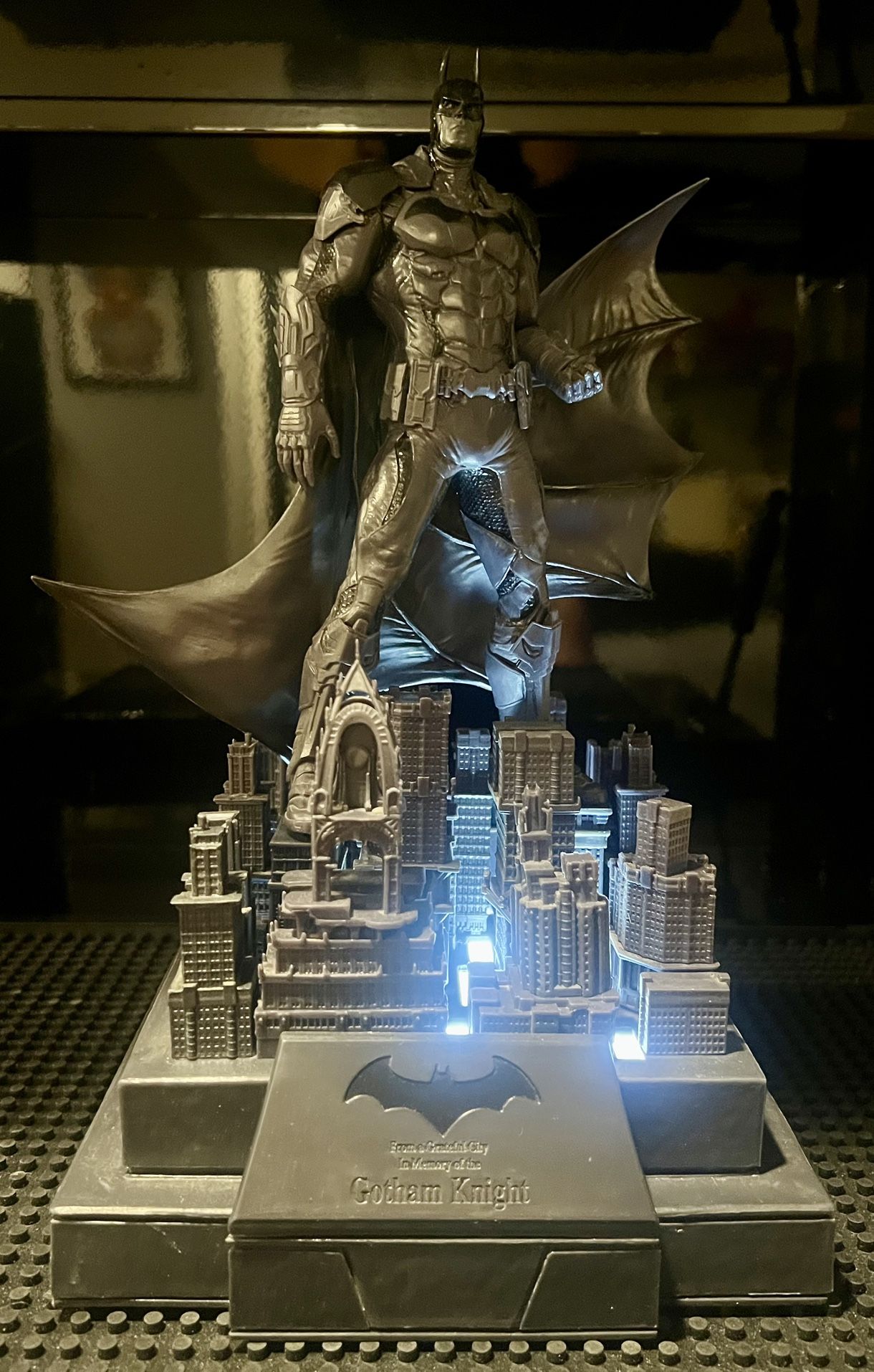 Batman Arkham Knight Collectors Edition Statue Figure