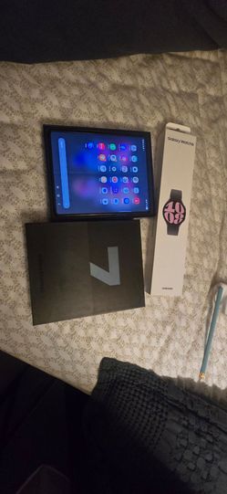 UNLOCKED fold 3 and Samsung watch ⌚️ 6