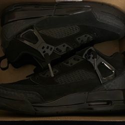 All Black Spizike Jordan’s/ Size:5 In a half