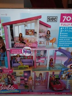 Barbie DreamHouse