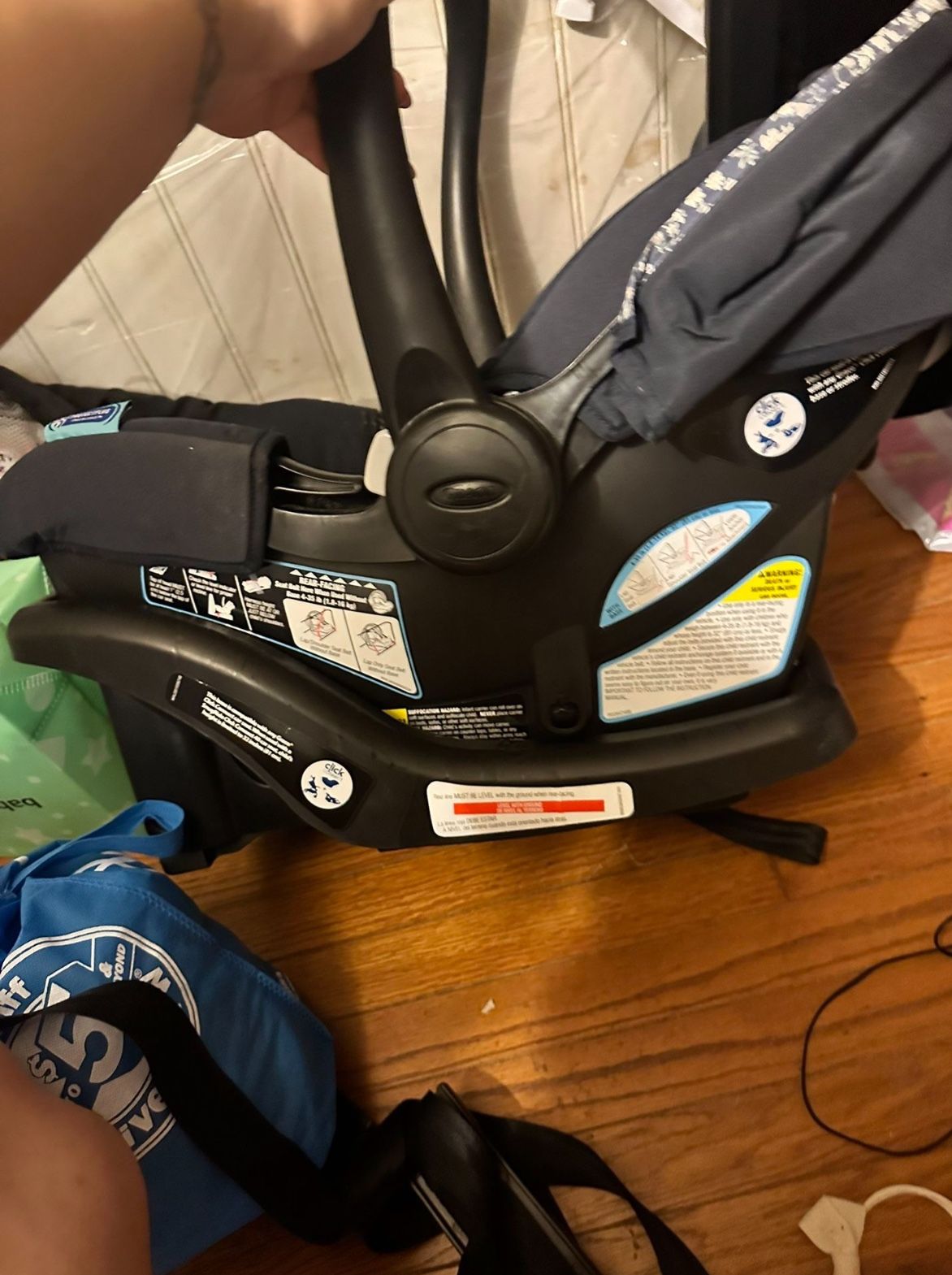 Car Seat + Base
