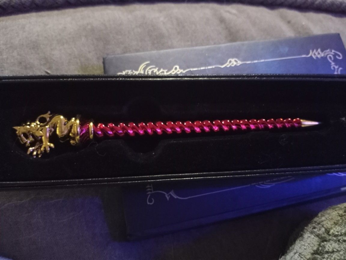 Harry Potter Collectors Pen In Orginal Box. Chandler