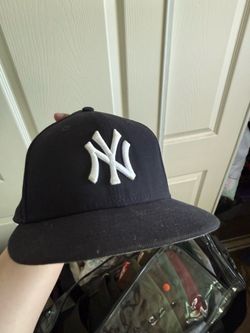 Yankees hat size 7 1/4