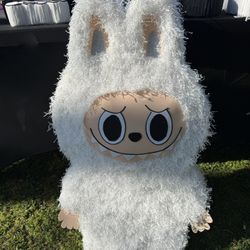 Piñata Labubu