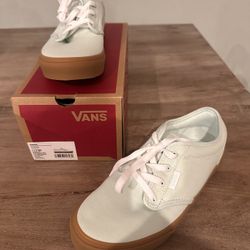 Women Vans Size 5