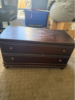 Toy chest