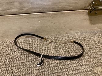 Silver Necklace With Black Gems And Diamonds