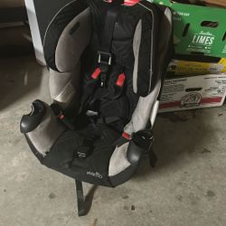 FREE CARSEAT 