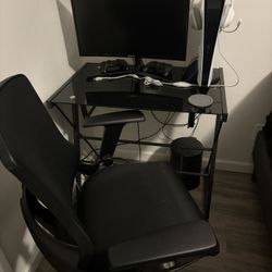 MONITOR and DESK for sale 