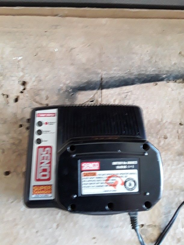 Senco VB0002 Battery Super Charger 1 Hour Charge, with 14.4V DC battery - Tested – Works!