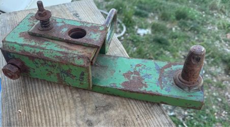 Heavy Duty Green Equipment Machine Hitch