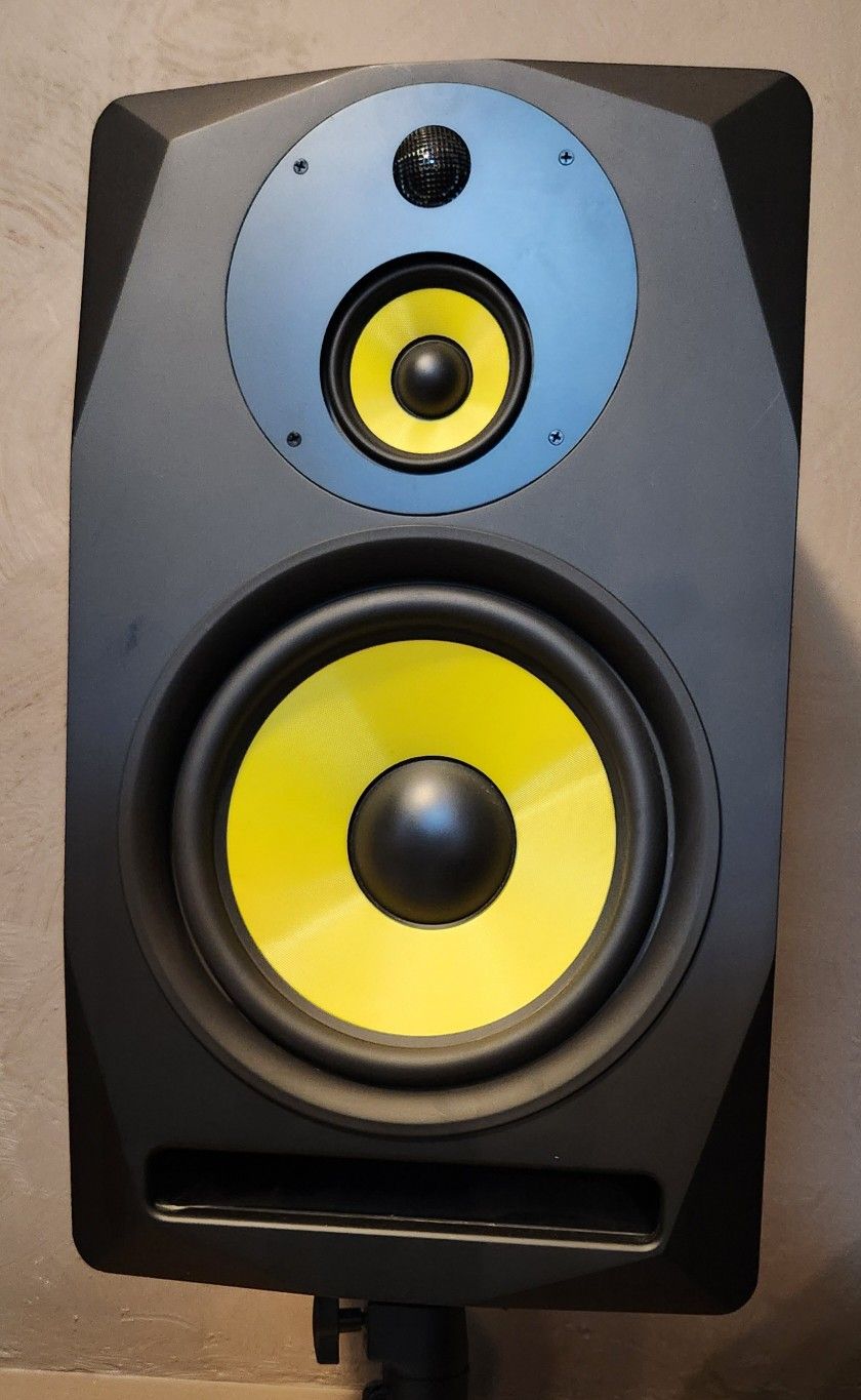 Rockville DPM-10. 400 WATT POWERED SPEAKERS