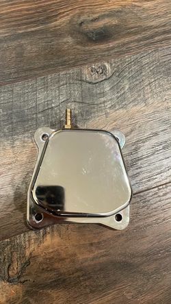 Chrome fully built valve cover