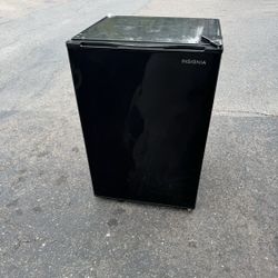 Mini Fridge With No Freezer With Delivery 