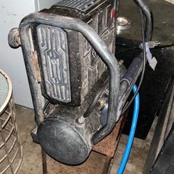 Kobalt 3 Gallon Electric Air Compressor 