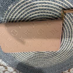 Light Pink LV 