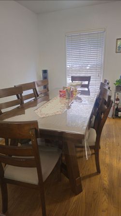 Ashley Dining expandable table set