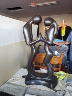 Statue