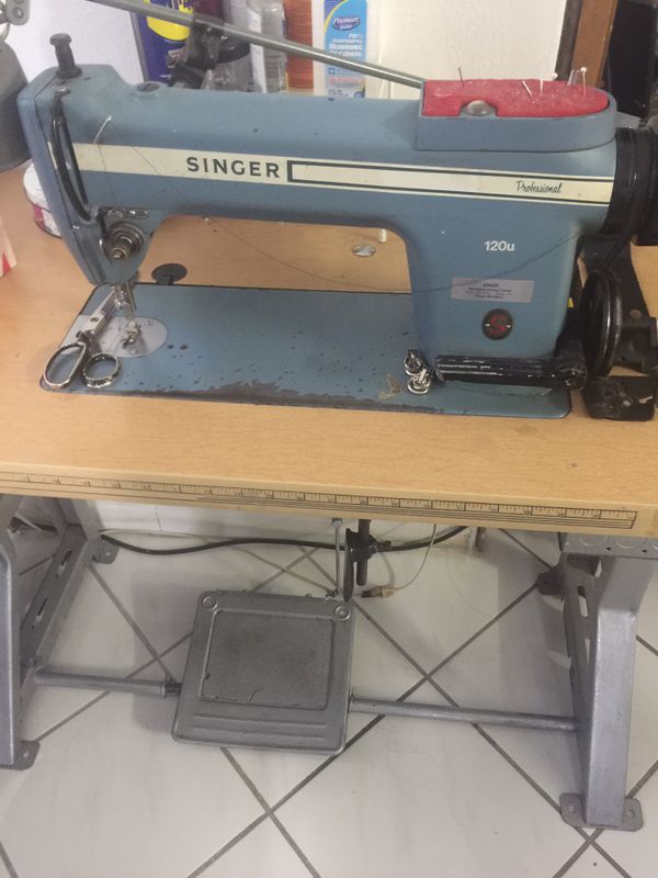 Singer professional 120U sewing machine. for Sale in Miami, FL OfferUp
